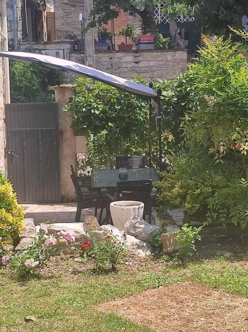 Gite La Petite Longere Septfonds Dış mekan fotoğraf